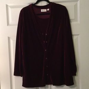 DON’T PASS UP!..add leggings and go!